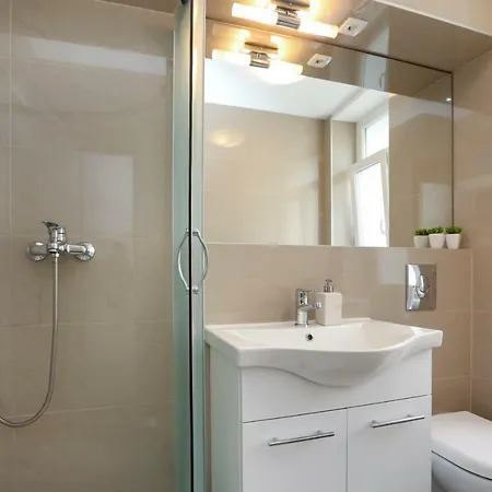 Apartmán Marton & Martinis Superior - Spacious One-room - Excellent Location Within Walking Distance Of Diocletian's Palace And Bacvice - The Restaurants Within Walking Distance Split