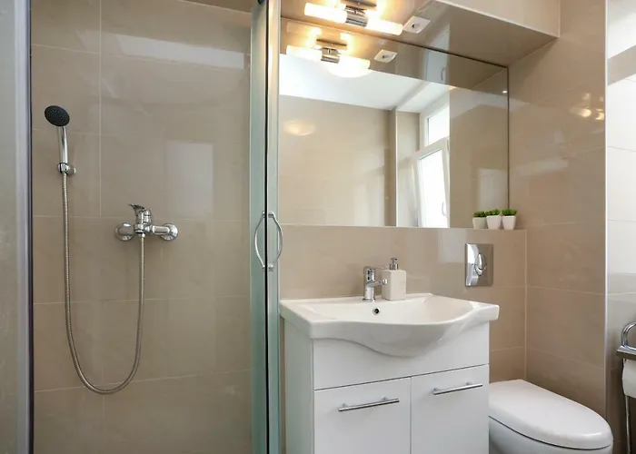 Lägenhet Marton & Martinis Superior - Spacious One-room - Excellent Location Within Walking Distance Of Diocletian's Palace And Bacvice - The Restaurants Within Walking Distance Split