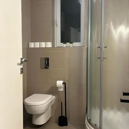 Marton & Martinis Superior - Spacious One-room - Excellent Location Within Walking Distance Of Diocletian's Palace And Bacvice - The Restaurants Within Walking Distance * Split